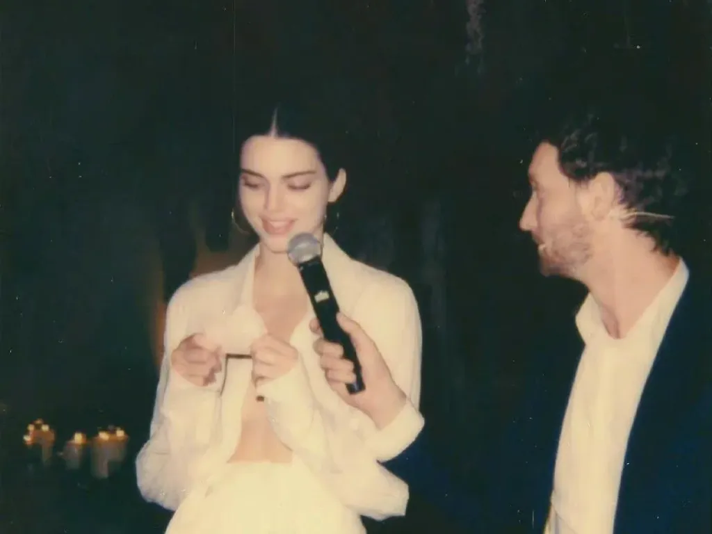 Ulepszanie obrazu przez głębokie uczenie